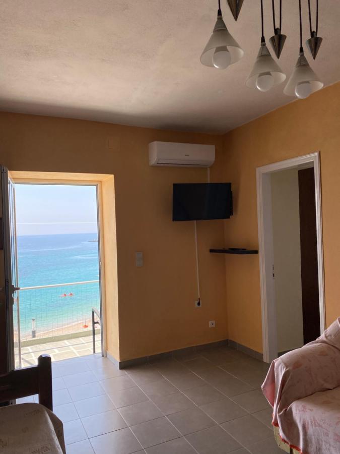 Veronika'S Apartment Himara Kültér fotó